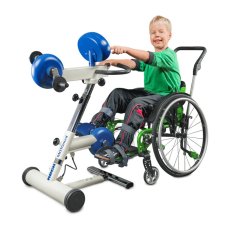 Dětský Motomed Reck Viva 2 GRACILE, dítě na vozíku při cvičení, rehabilitační přístroj s funkcemi SpasmControl a MovementProtector
