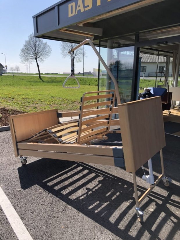 VÝHODNÝ SET: Polohovací postel ARMINIA IV. + Antidekubitní matrace s potahem