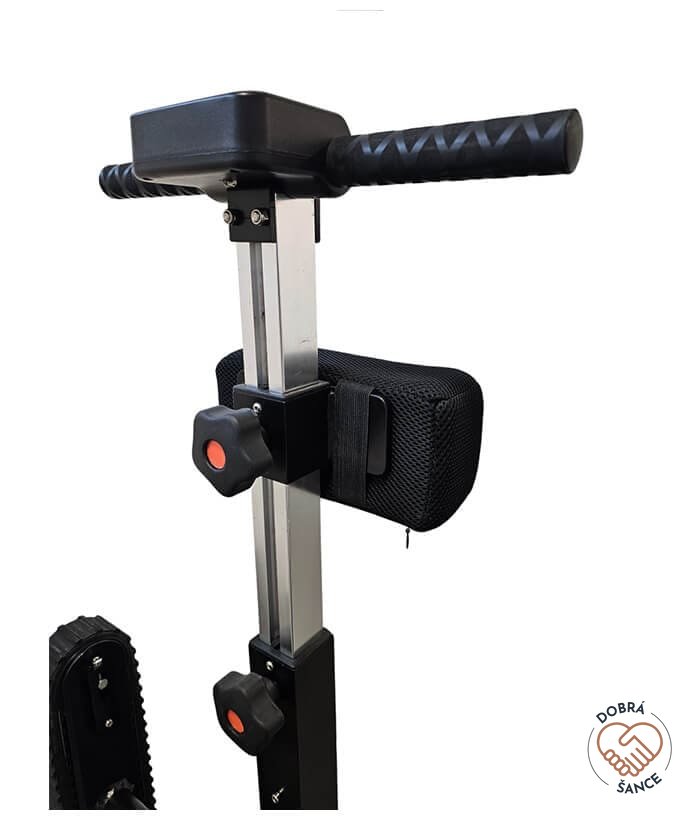 Pásový Schodolez Optimus HLD07, detail opěrky hlavy a ergonomického úchytu pro bezpečné ovládání