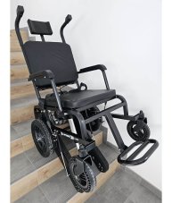 Pásový Schodolez Optimus HLD05, černá barva, elektrické ovládání pásů, transportní vozík s velkými koly, bezpečná přeprava po schodech Pásový Schodolez Optimus HLD05, černá barva, elektrické ovládání pásů, transportní vozík s velkými koly, bezpečná přeprava po schodech