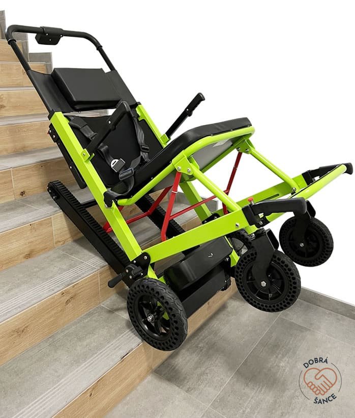 Schodolez OPTIMUS HLD01 na schodech, bezpečnostní pásy, pohodlná sedačka, stabilní elektrické ovládání