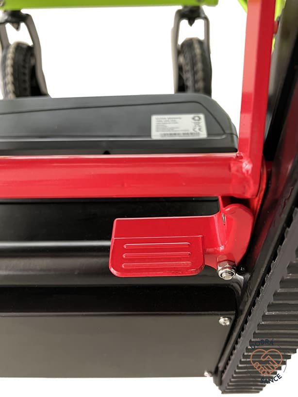 Detail mechanizmu vypouštění pásů schodolezu OPTIMUS HLD01, jednoduché ovládání
