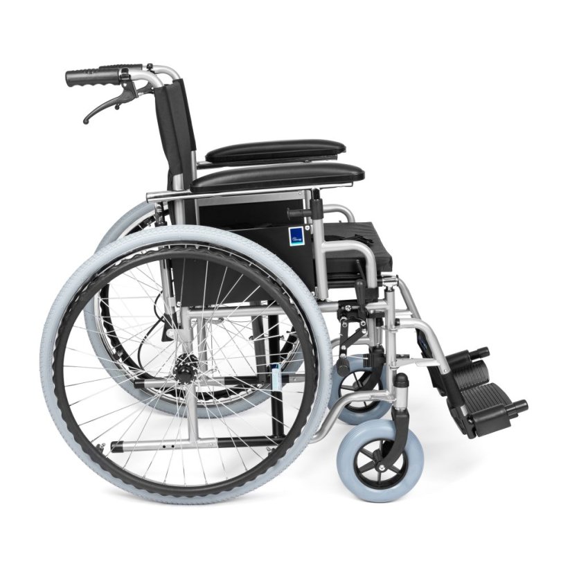 Invalidní vozík CLASSIC-TIM, boční pohled, sklopné područky a brzdy pro doprovod