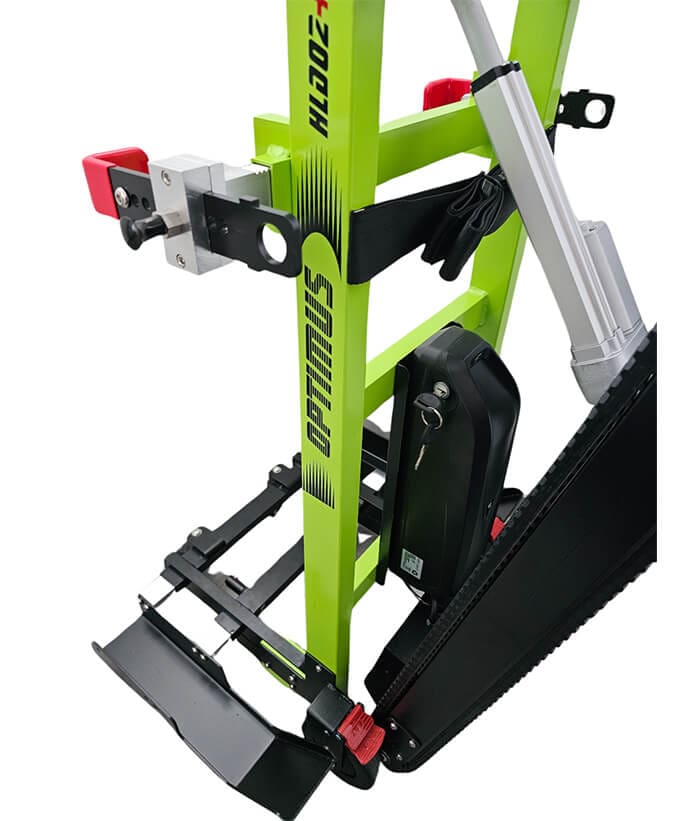 Detail motoru Schodolezu OPTIMUS HLD02+ pro úpravu pásů, upevnění invalidního vozíku a rampy pro najetí