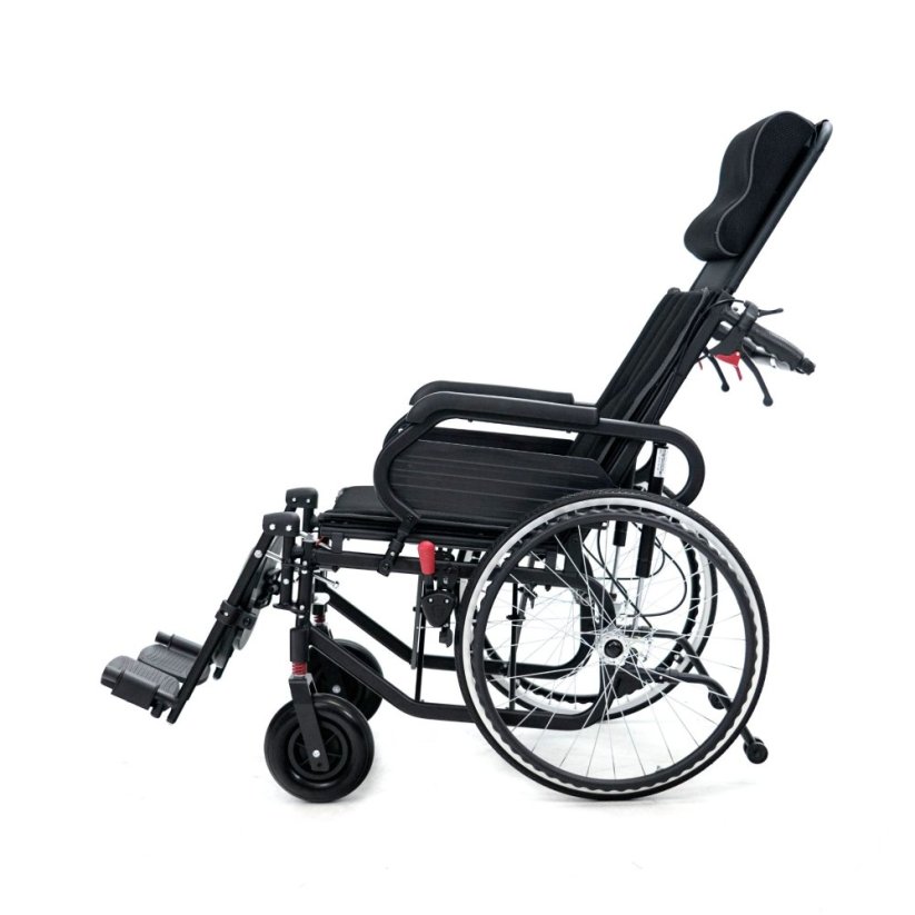 NEURO-TIM v záklonu – boční pohled s naklopeným opěradlem a zvednutými opěrkami nohou.